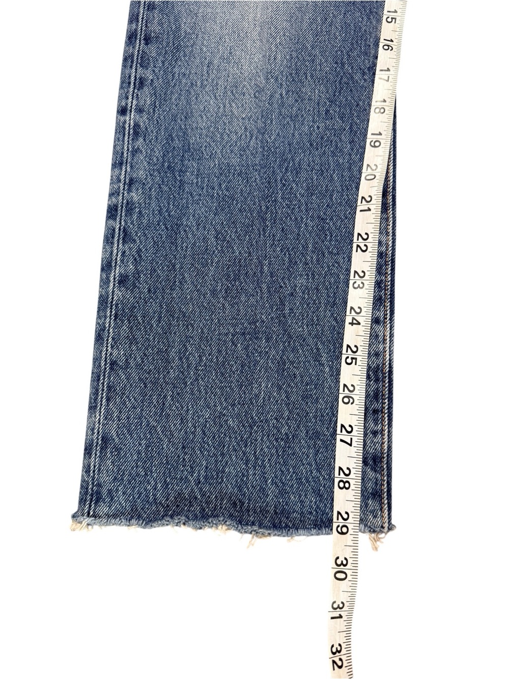 Levi’s 501 Plant-Based Straight Leg Jeans Button Fly Raw Hem Women’s W30 L29 - Picture 8 of 10
